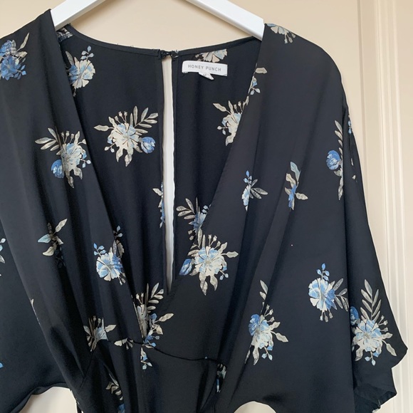 Romper - Picture 2 of 3